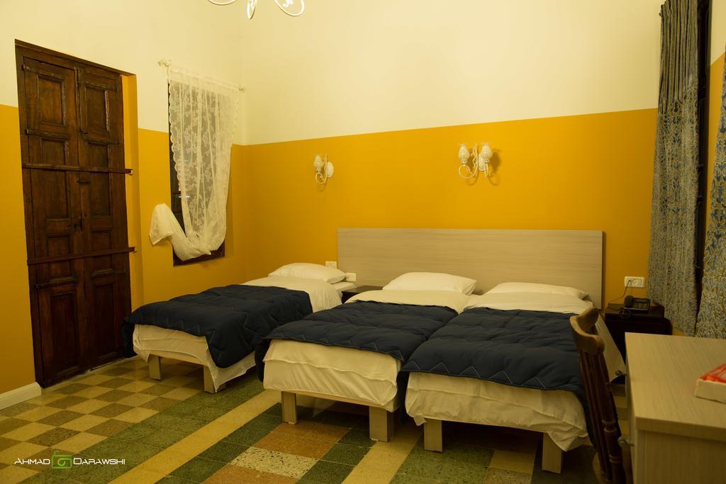 Al-Hakim Boutique Hotel Old Town Назарет Номер фото